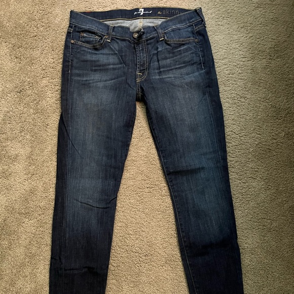 7 For All Mankind the skinny jeans. Size 32 - Picture 3 of 4